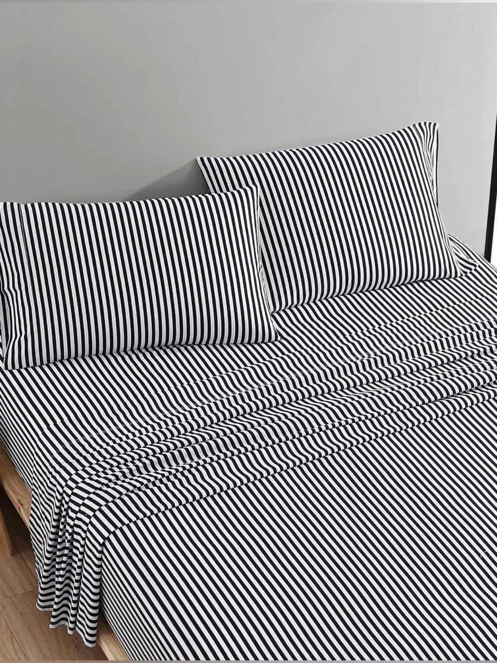 Marimekko Ajo Black White Stripe Cotton Percale Full Sheet Set